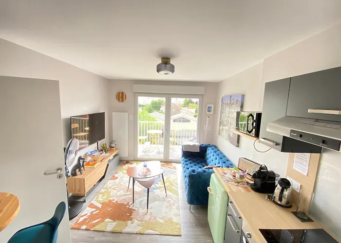 T2 Avec Parking, Loggia, Vue Puy De Dome شقة